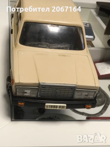 Голям модел на Лада  в мащаб 1:8, снимка 6 - Колекции - 51725257