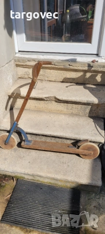 Уникална старинна дървена тротинетка, снимка 6 - Антикварни и старинни предмети - 53855352
