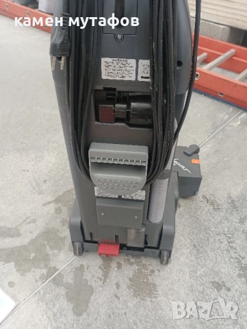 подопочистваща машина taski swingo 150, снимка 8 - Други машини и части - 50542969