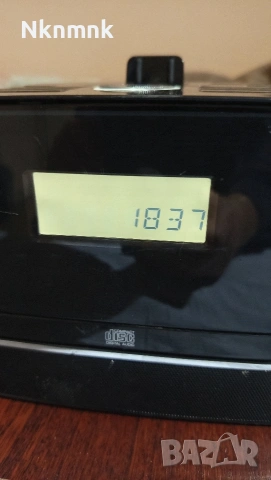 Док станция радио часовник с блутут , снимка 3 - Радиокасетофони, транзистори - 53144359