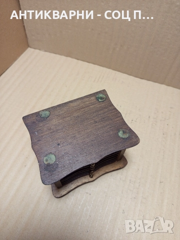 Комплект Стара Дървена Кутия С Подложки За Чаши. , снимка 5 - Антикварни и старинни предмети - 52697778