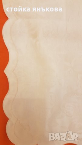 Продавам розова покривка/каре за маса, снимка 5 - Покривки за маси - 41847427