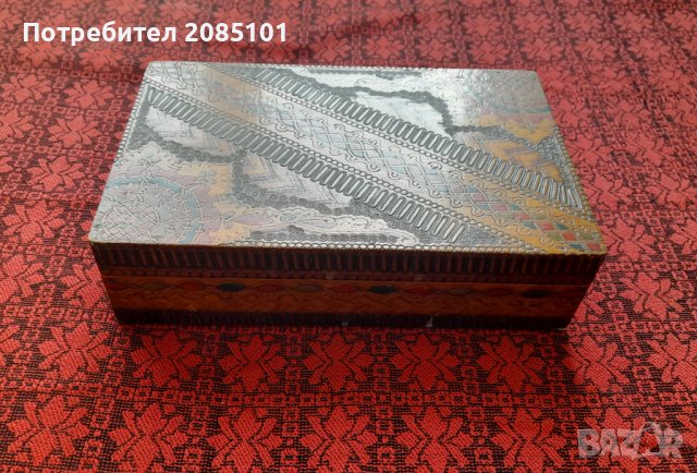 Стара дървена кутия, снимка 4 - Антикварни и старинни предмети - 40215668