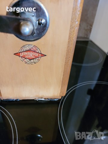 Старинна мелничка за кафе, снимка 2 - Антикварни и старинни предмети - 41719739