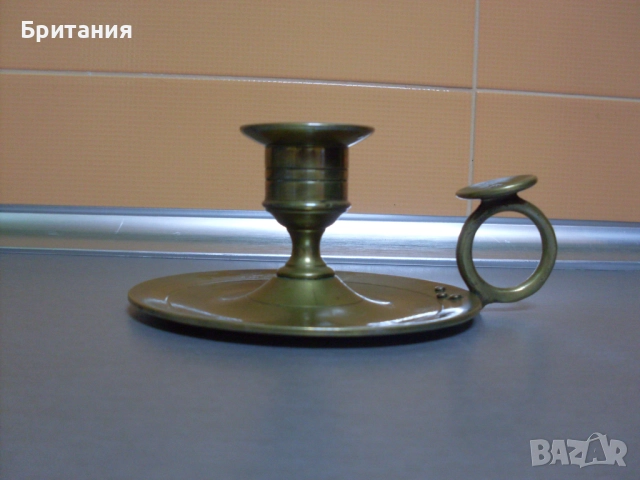 Бронзов свещник.