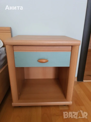 Легло с матрак и нощно шкафче, снимка 2 - Спални и легла - 51010257