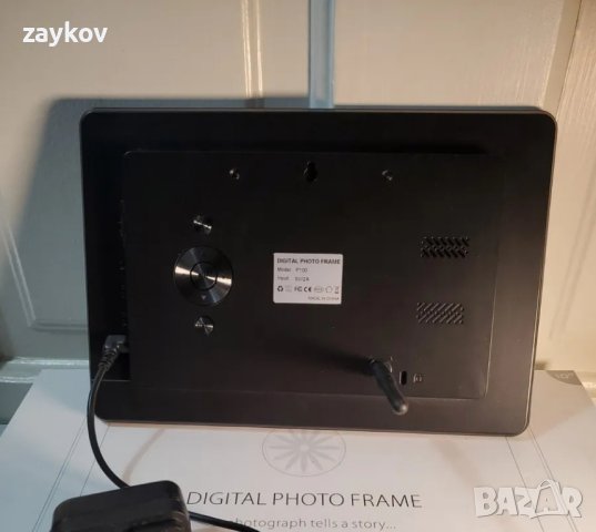 Цифрова фоторамка HD 10 инча с автоматично завъртане на снимки 

, снимка 2 - Друга електроника - 44242480