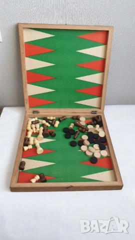 Стар шах,табла и дама, снимка 2 - Антикварни и старинни предмети - 53747271