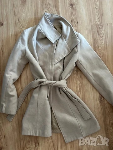 Дамско вълнено палто