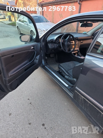 Mercedes CLC 220, снимка 10 - Автомобили и джипове - 52922569