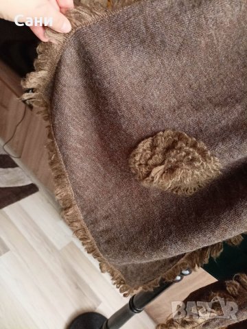 Зимни шалове, снимка 11 - Шапки - 38812603