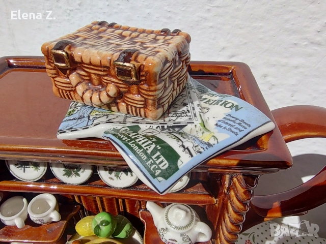 Подписан рядък чайник Portmeirion Botanic Garden Cardew, снимка 11 - Декорация за дома - 53808895