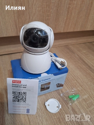 Вътрешна WiFi камера за видеонаблюдение – въртяща, нощно виждане, снимка 2 - IP камери - 53844083