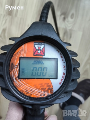 Пистолет за напомпване на гуми ANI мод. 25/GR-D с цифров манометър, снимка 2 - Индустриална техника - 52929121