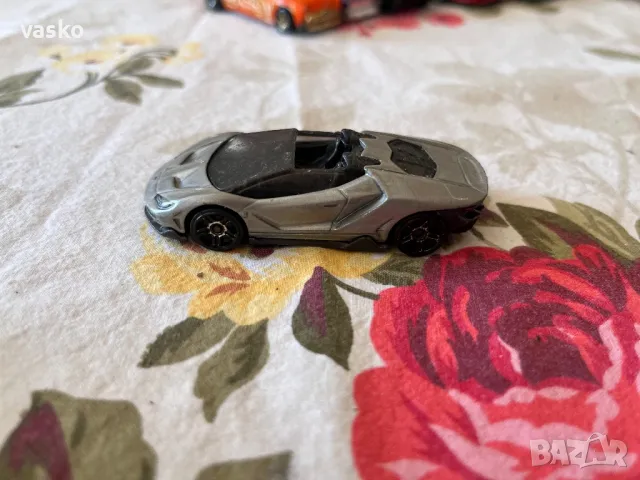 Hot wheels, снимка 2 - Колекции - 49372390