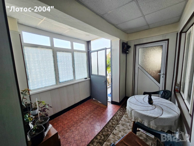 Продава Къща в района на Пинета, снимка 2 - Къщи - 53855109