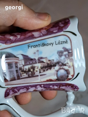 порцеланова каничка бърдуче с позлата Bohemia 34/1, снимка 5 - Колекции - 53568324