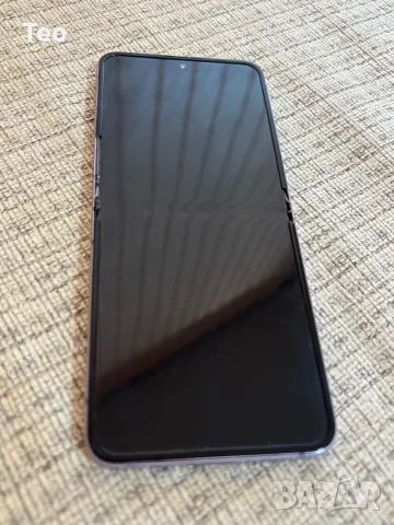 Samsung Galaxy Z Flip 4, 256GB, 5G, Цвят: Pink Gold – Перфектно състояние!, снимка 11 - Samsung - 56066465