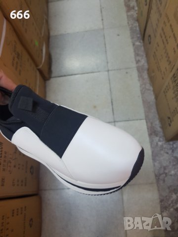 Обувки, снимка 3 - Дамски ежедневни обувки - 42269311