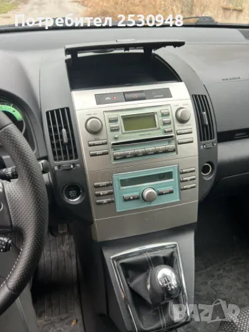 Toyota Corolla Verso 2.2 D-CAT на части , снимка 8 - Автомобили и джипове - 48275875