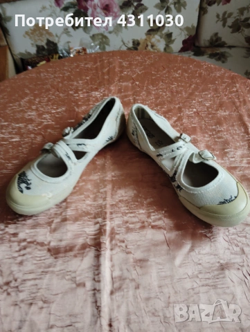 Дамски балеринки на марката TBS 40 номер, снимка 5 - Кецове - 53377783