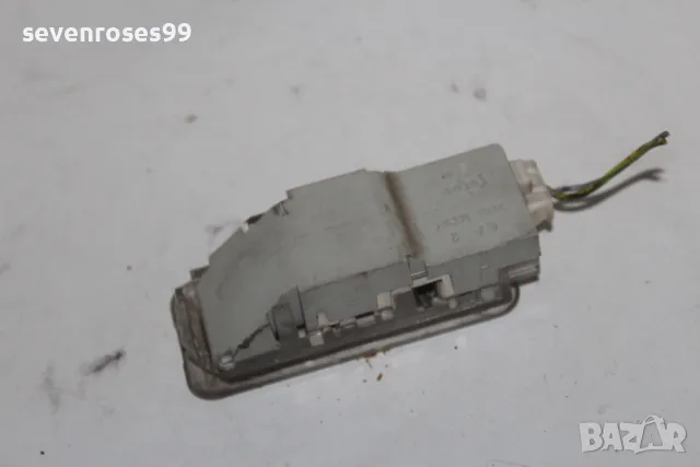 Плафон под табло Пежо 307 св комби 2002 1.6i Peugeot 307SW, снимка 4 - Части - 48247239