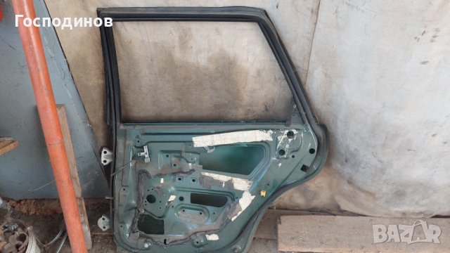 Врати за Volvo V40, S40, снимка 10 - Части - 42038168