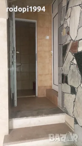 даваме голямо помещение в кв.Въстанически-До Хаджията Груев-за склад, снимка 9 - Складове - 49332374