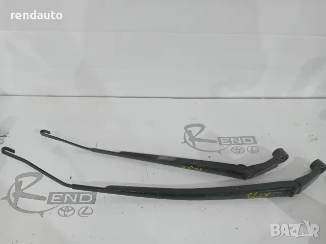 Предни рамена на чистачки toyota yaris cross 1.5 hybrid 2019-2024