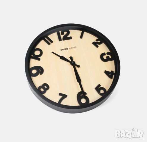Стенен часовник в модерен стил