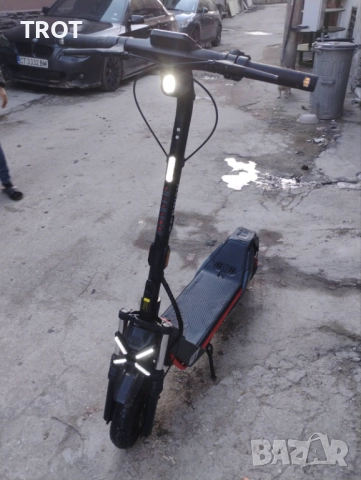 Електрически Скутер Segway ZT3 Pro, 25 км/ч, 70 км пробег, черна-червена, снимка 2 - Други спортове - 52426544