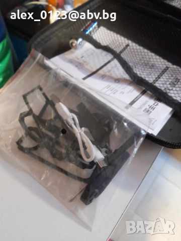 Сгъваем дрон Е88, снимка 4 - Дронове и аксесоари - 52895563