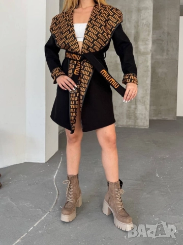 палто miu miu , снимка 2 - Палта, манта - 51599714