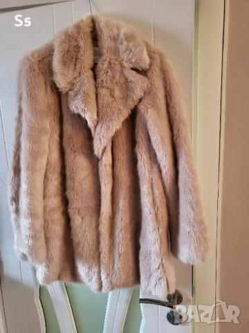 Дамско палто на Zara , снимка 3 - Палта, манта - 52402151