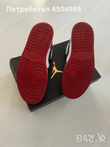 Маратонки NIKE AIR JORDAN 1 LOW, снимка 2 - Маратонки - 50710088