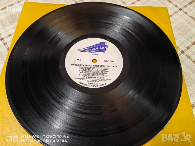 The Moody Blues - Грамофонни плочи, снимка 16 - Грамофонни плочи - 53621375