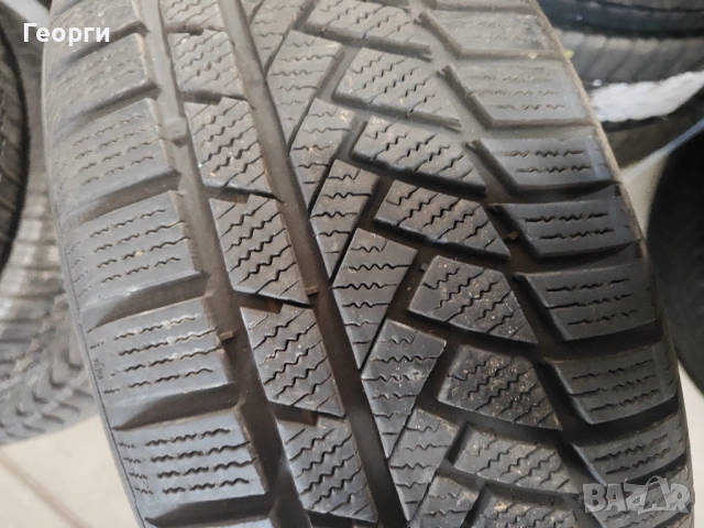 4бр. зимни гуми 215/55/18 Continental