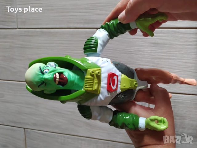 Hasbro Action Man Villain Enemy Professor Gangrene Action Figure 2001, снимка 2 - Фигурки - 50995665
