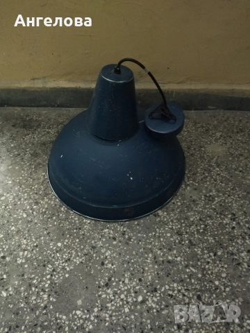 Метален лампион, снимка 2 - Лампиони - 52827504