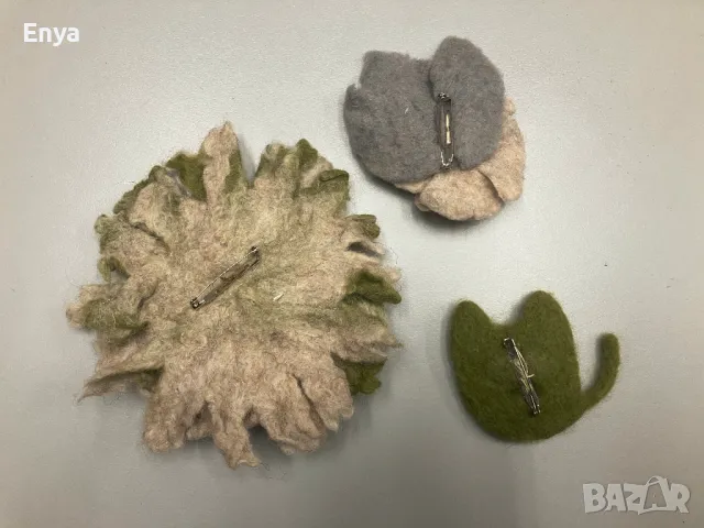 Декорации и брошки от вълна, снимка 4 - Други - 47510894