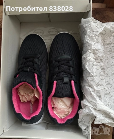 Дамски маратонки, снимка 2 - Маратонки - 53698671