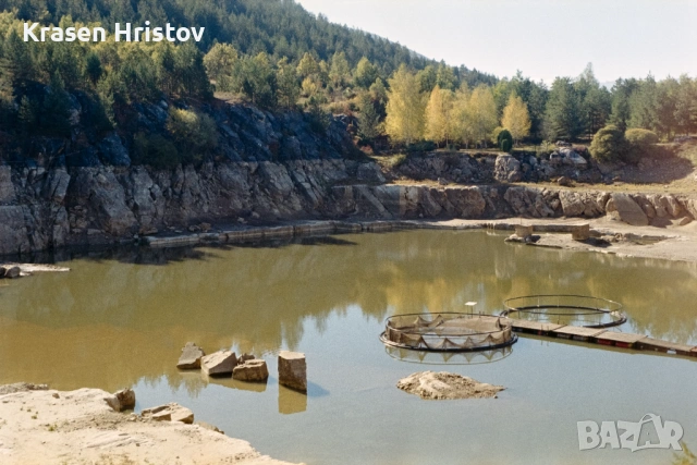 Nikon EM + Nikon Series E 50mm f/1.8, снимка 10 - Фотоапарати - 53815025