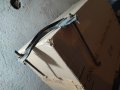 Продавам стойка за акумулатор за Мазда 121, снимка 4