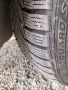215 40 17 зимни гуми, снимка 2