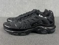 Nike Air Max Plus Tn Triple Black унисекс маратонки висок клас реплика, снимка 2