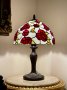 Витражна настолна лампа "Old Country Roses" - Тифани, снимка 1 - Настолни лампи - 39463971