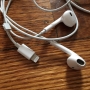 Apple EarPods с Lighting connector Оригинални Слушалки от iPhone, снимка 1 - Слушалки, hands-free - 35609794
