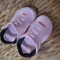 Детски сандали Nike, снимка 1 - Детски сандали и чехли - 41340457