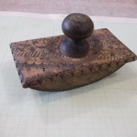 Попивателна дървена пирографирана стара, снимка 1 - Други ценни предмети - 36004762