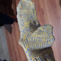 Ръчно плетени чорапи , снимка 4 - Други - 38631342